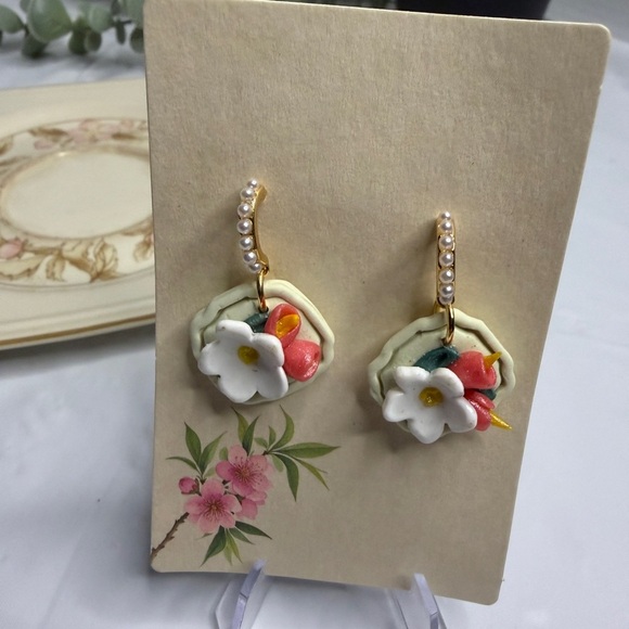 Handcrafted floral Earrings - Picture 2 of 5